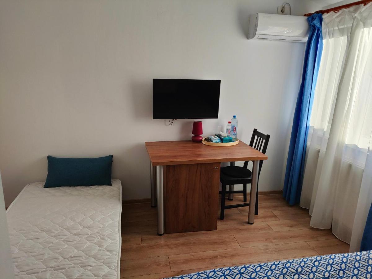 Ivavev Is Us Bythesea Constanta Luaran gambar